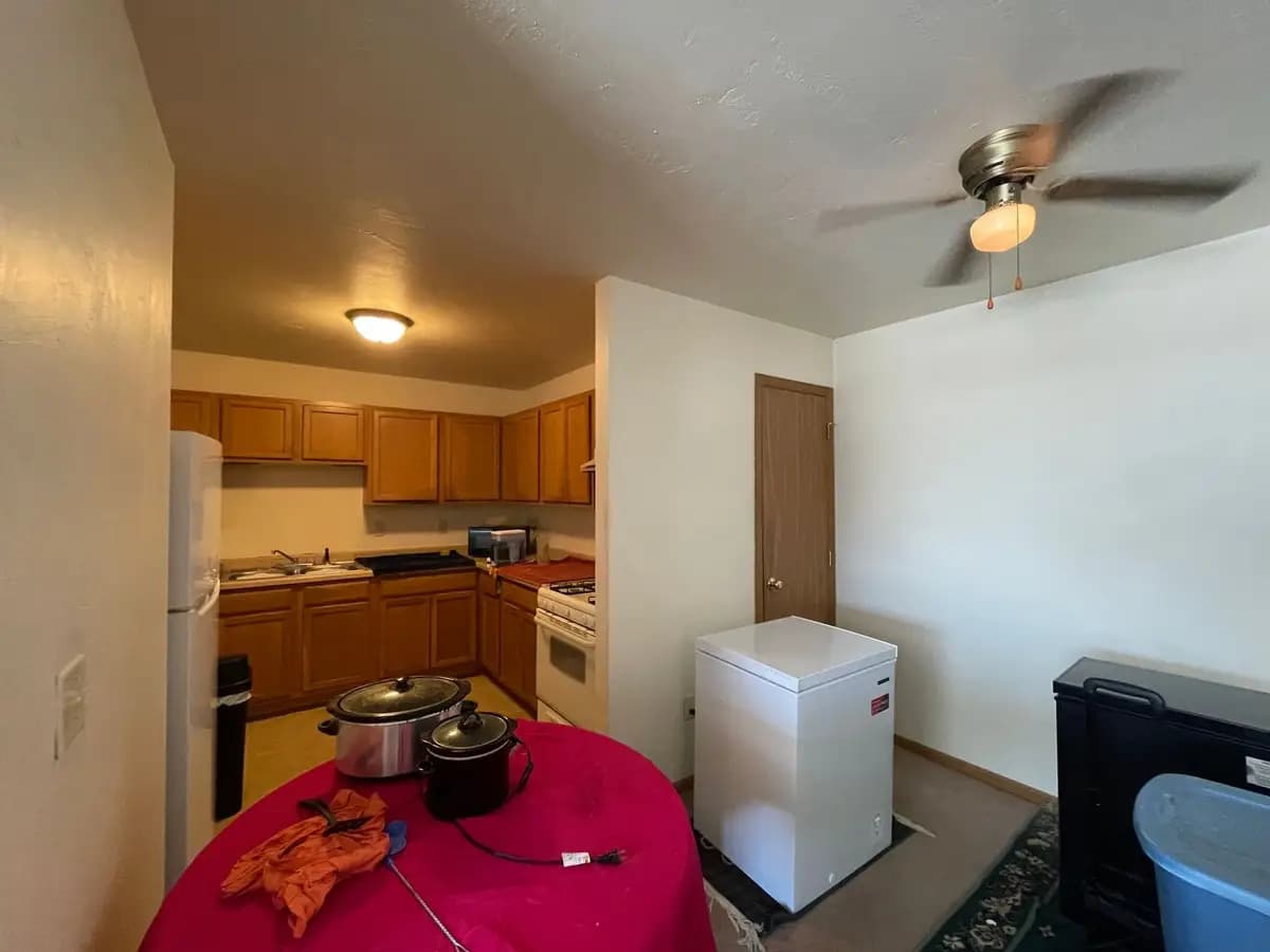 111-127 S. Platten St. - Apartment - 4