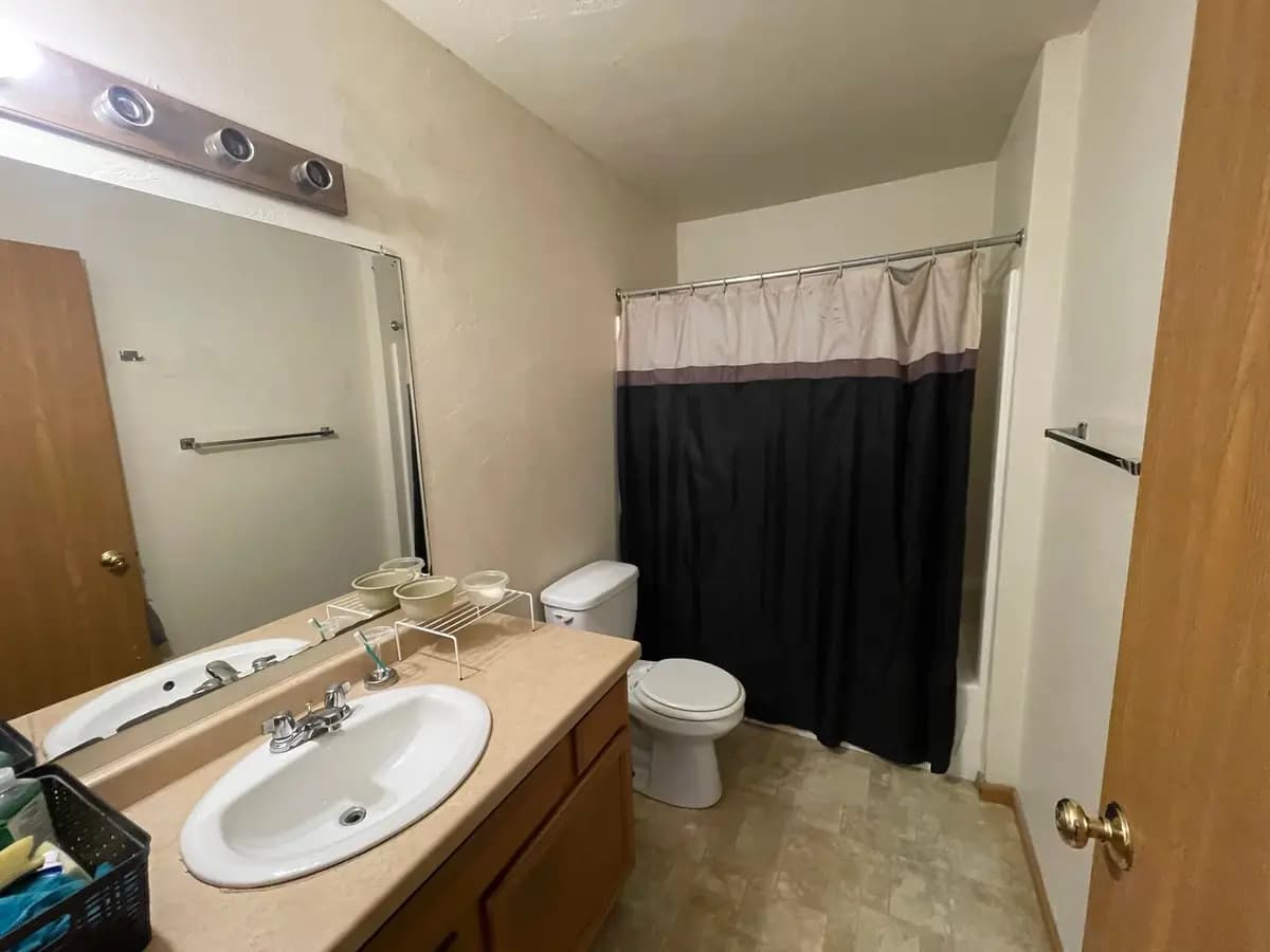 111-127 S. Platten St. - Apartment - 17
