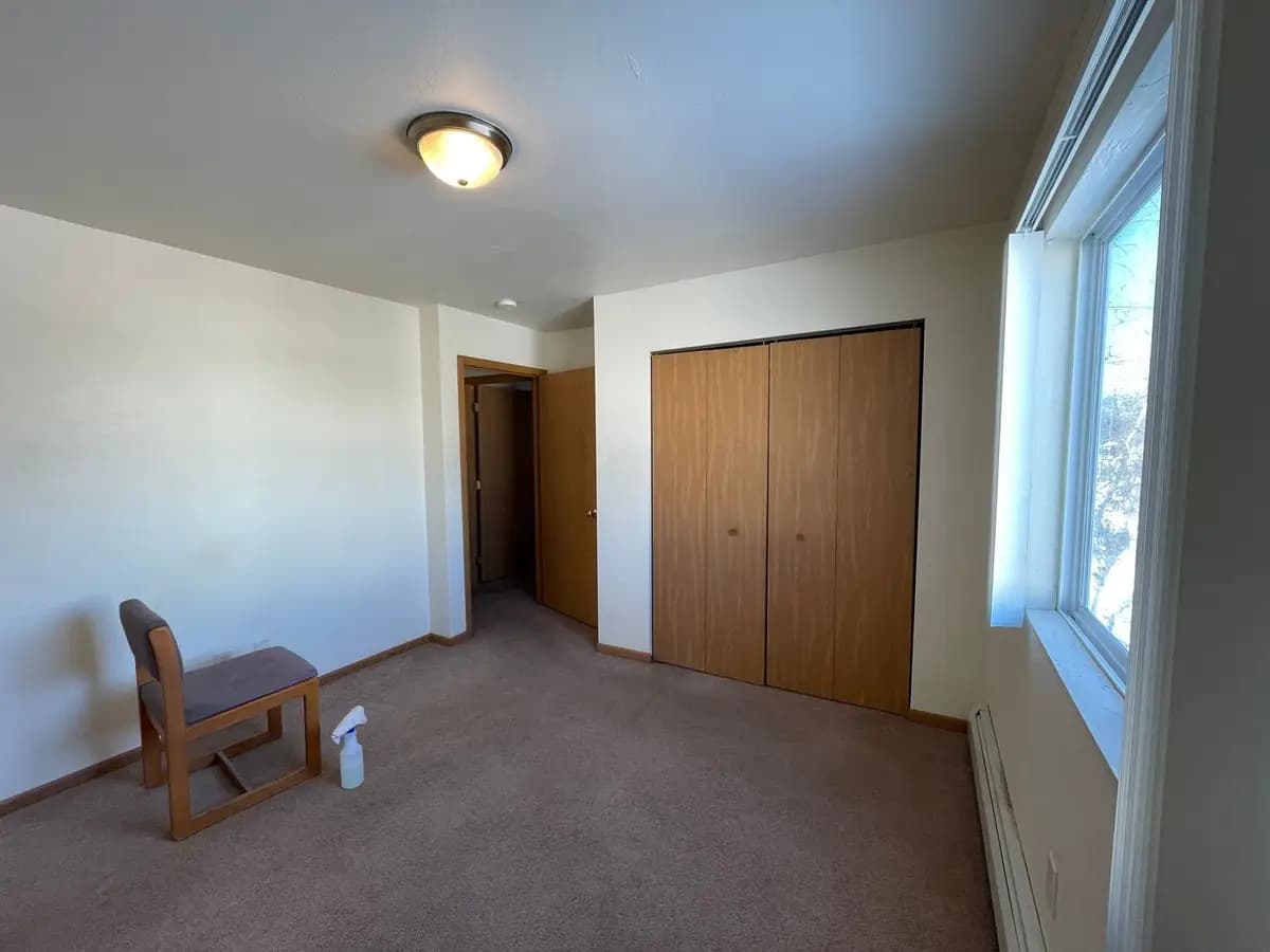 111-127 S. Platten St. - Apartment - 7