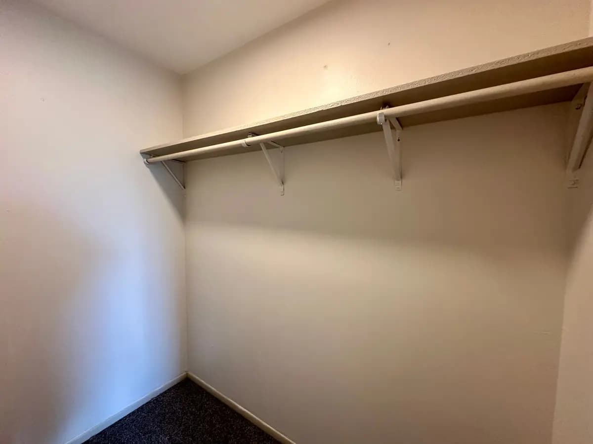 Valley Green Apartments - Apartment - 11