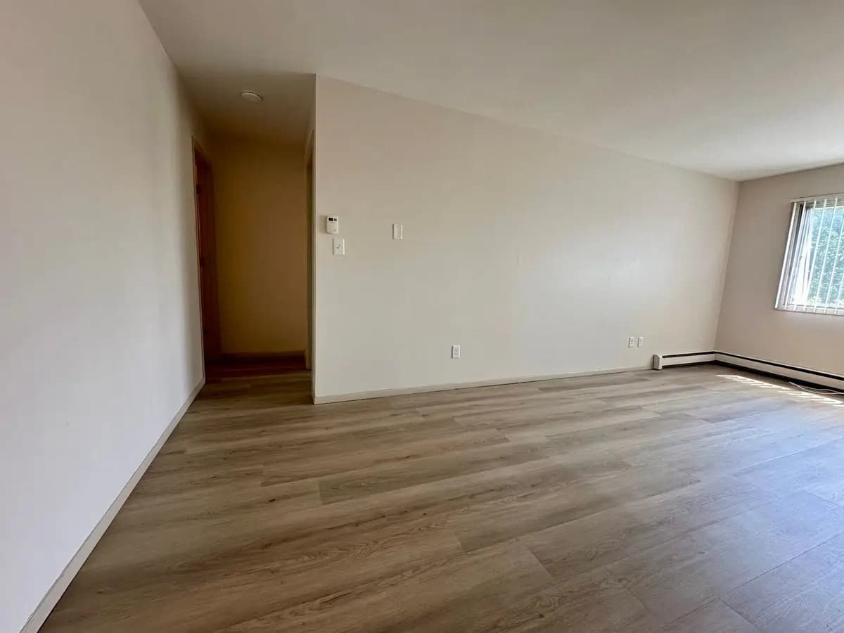 Green Bay apartments for rent - image - large (7).jpeg