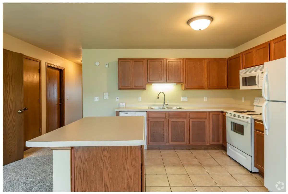 Scheuring Heights Apartments - Apartment - 9