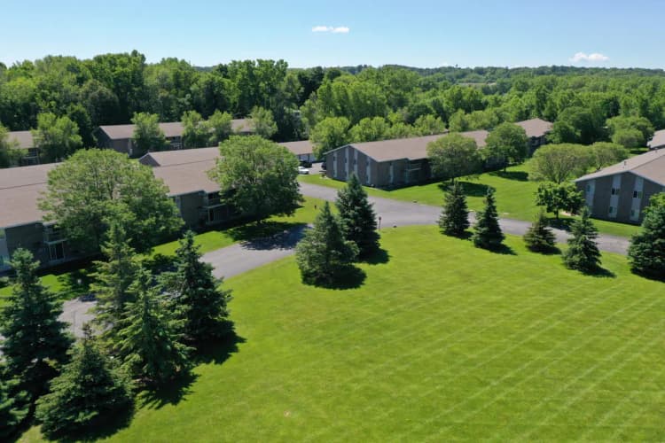 Green Bay apartments for rent - image - The Shores.JPG