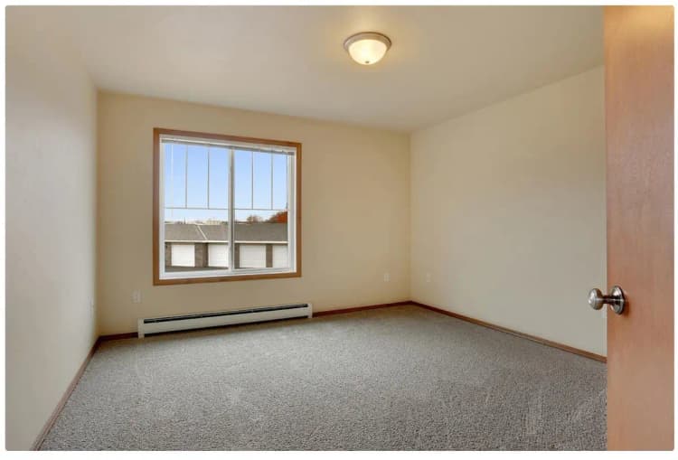 Green Bay apartments for rent - image - bedroom 3.jpg