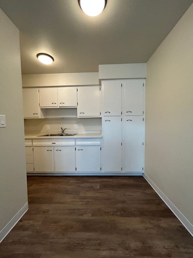 125 Bader St. - Apartment - 2