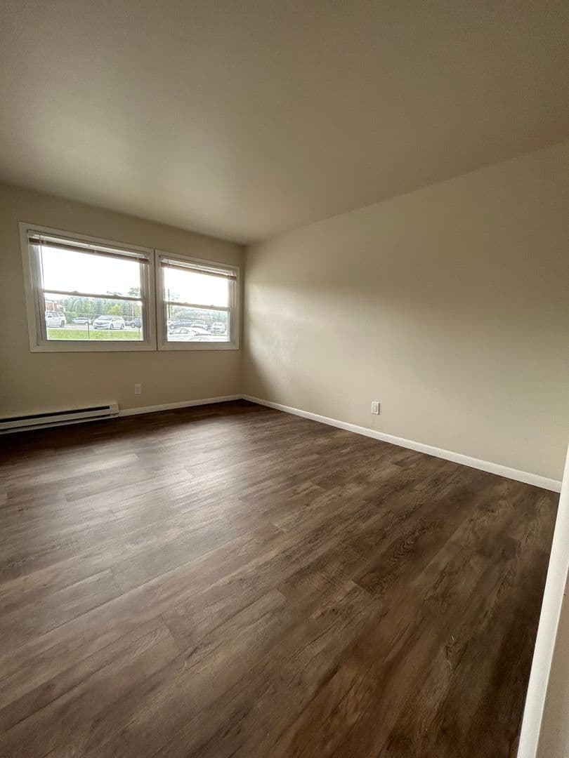 125 Bader St. - Apartment - 8