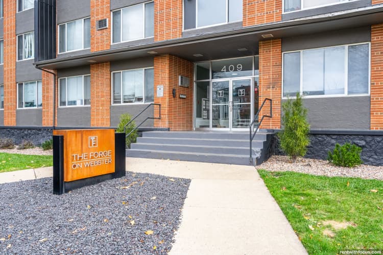Green Bay apartments for rent - image - large (5).jpg