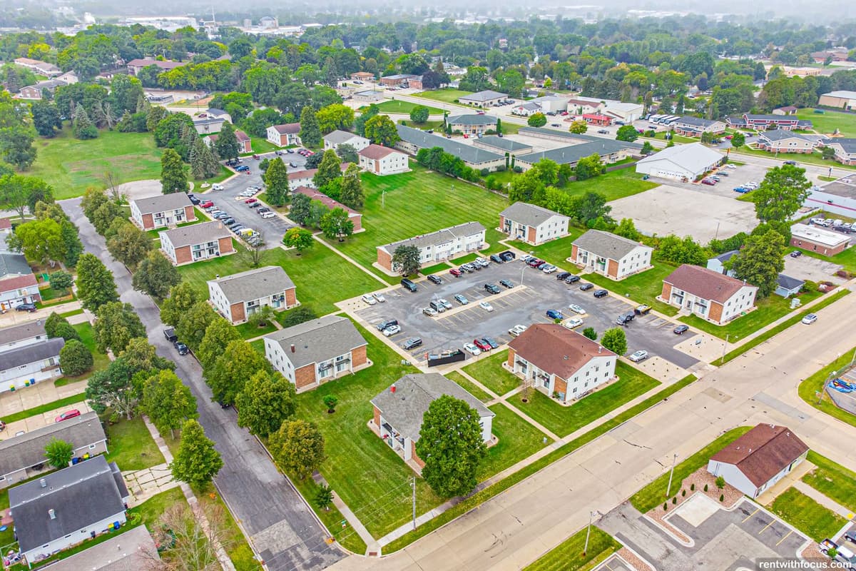 Green Bay apartments for rent - Property image - August Ridge - 3