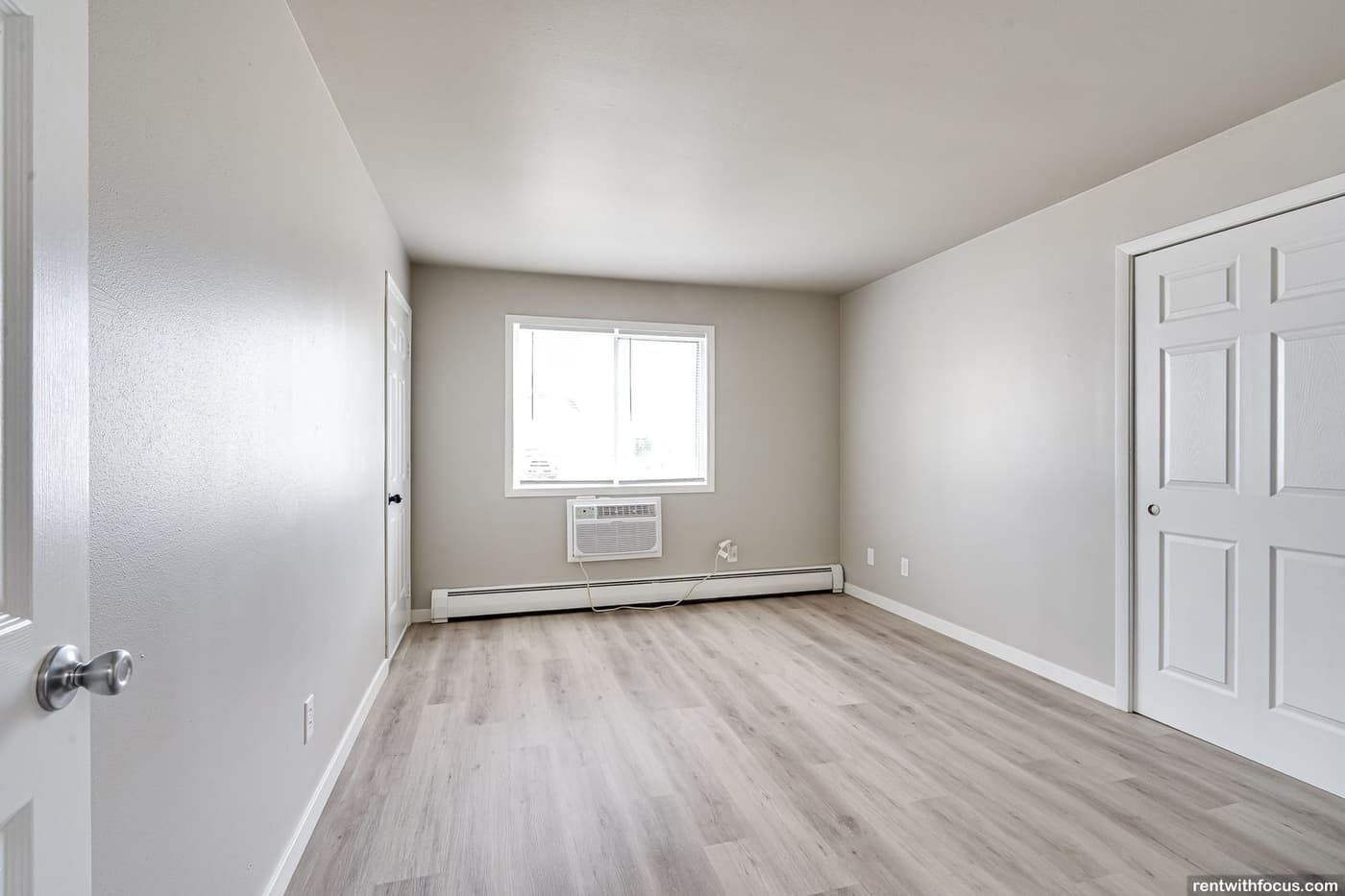 The Arbor on Elm - Apartment - 19