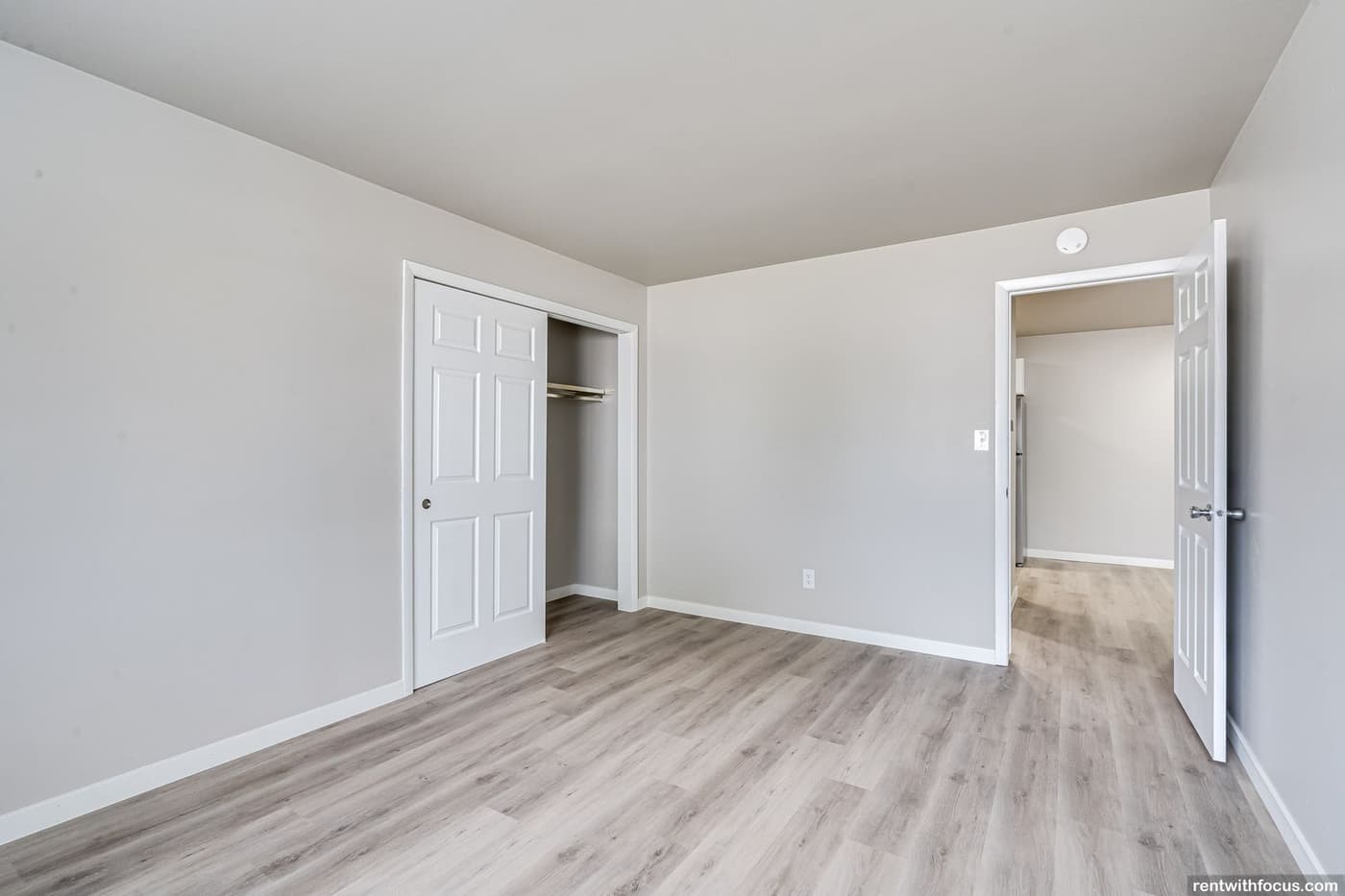 The Arbor on Elm - Apartment - 20