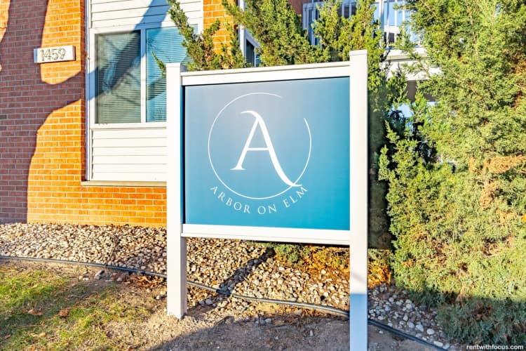 Green Bay apartments for rent - image - large (9).jpg