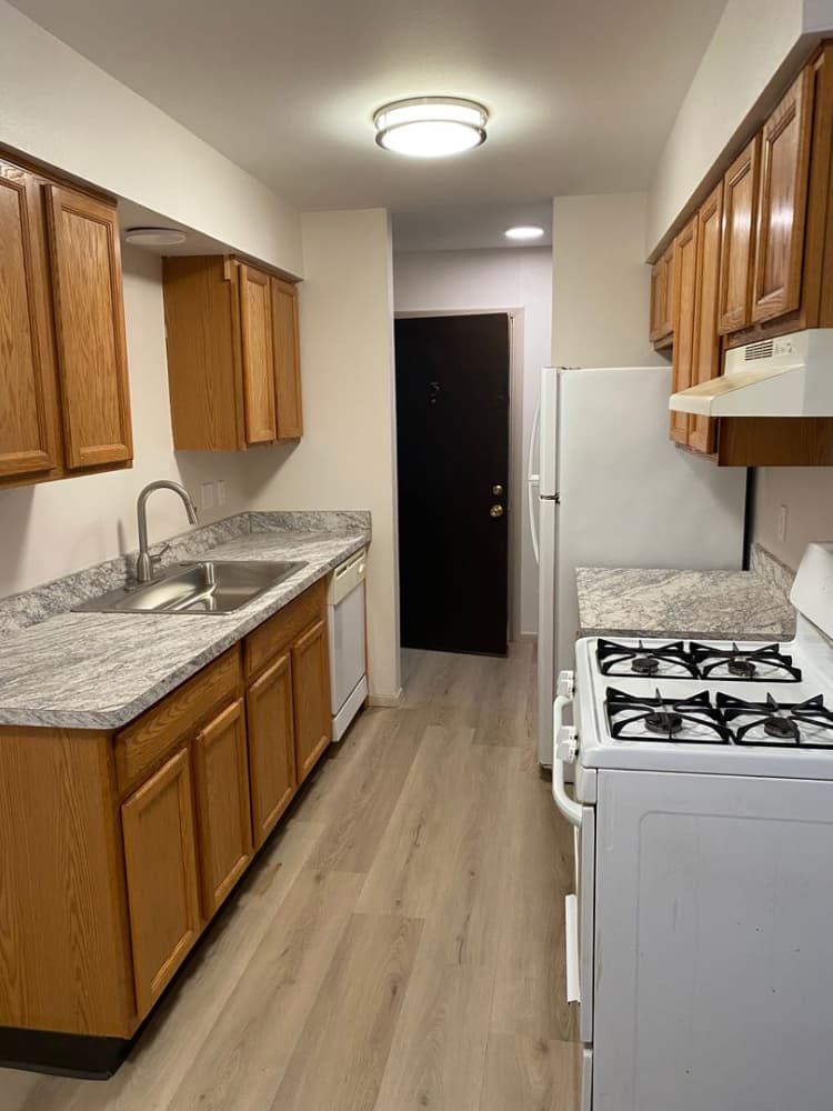 Green Bay apartments for rent - image - large (2).jpg