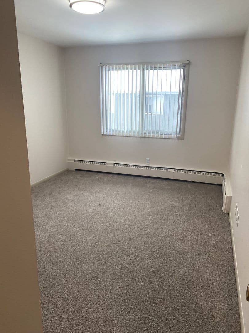 1680 Shawano Ave - Apartment - 37