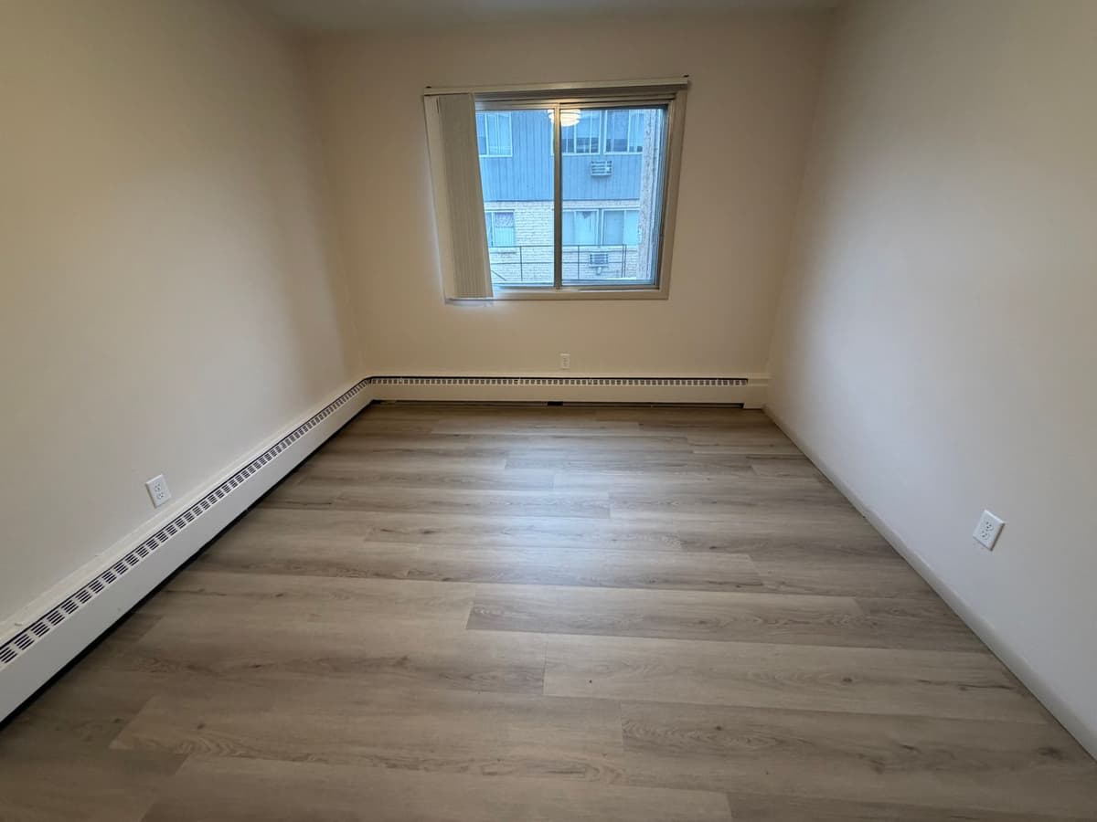Green Bay apartments for rent - image - large (4).jpeg