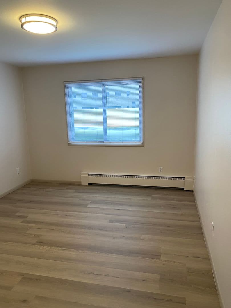 1680 Shawano Ave - Apartment - 45