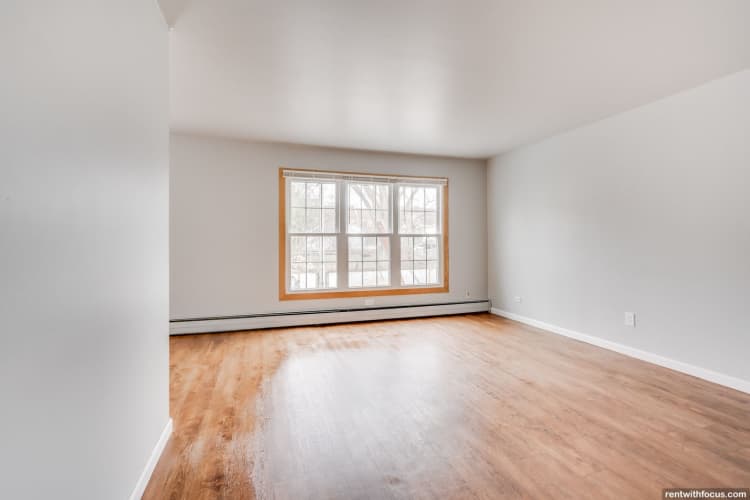 Green Bay apartments for rent - image - large (9).jpg