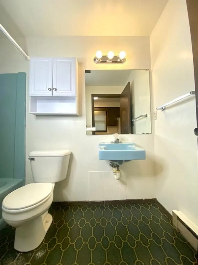 undefined apartments for rent - image - large (3).jpg - 1