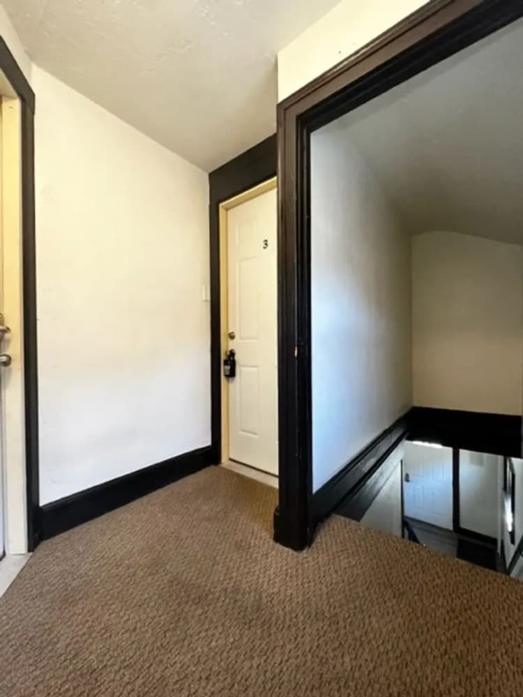 undefined apartments for rent - image - large (18).jpg