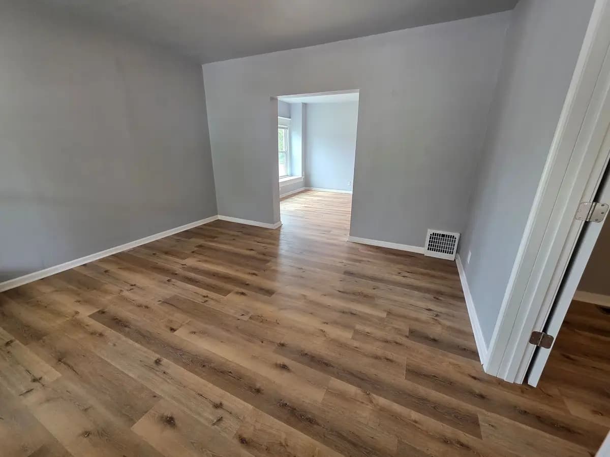 undefined apartments for rent - image - large (14).jpg - 0