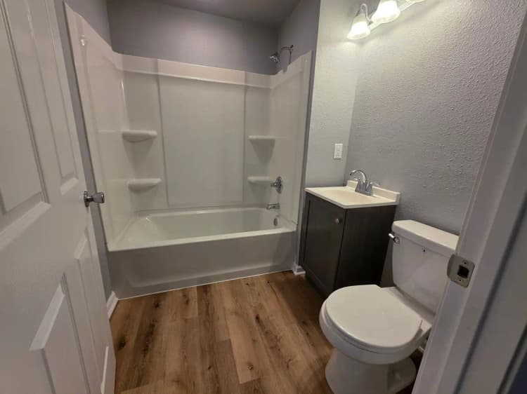 undefined apartments for rent - image - large (20).jpg