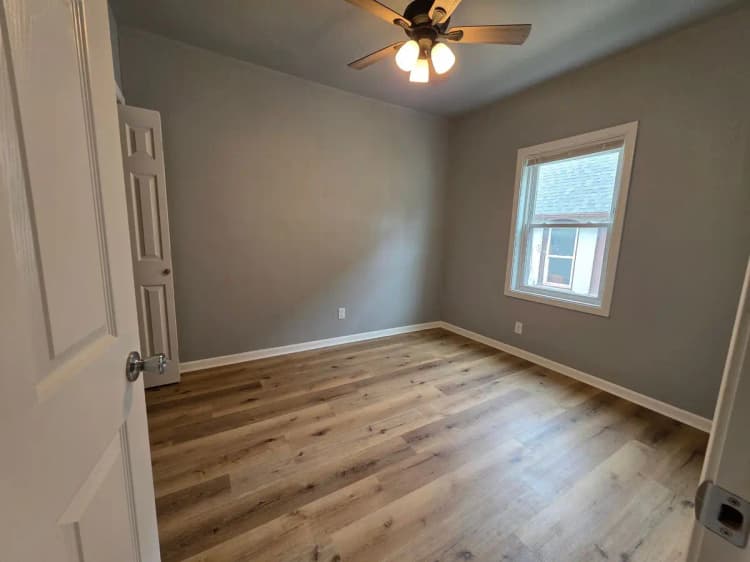 undefined apartments for rent - image - large (21).jpg