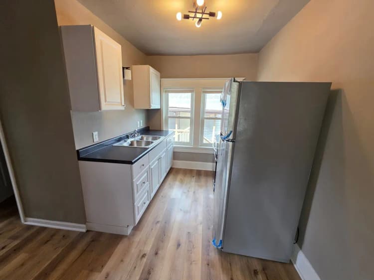 undefined apartments for rent - image - large (34).jpg