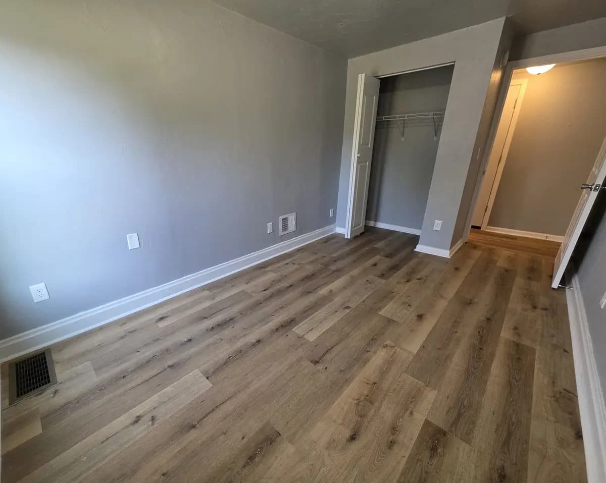 undefined apartments for rent - image - large (6).jpg