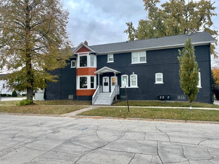 undefined apartments for rent - image - large.jpg