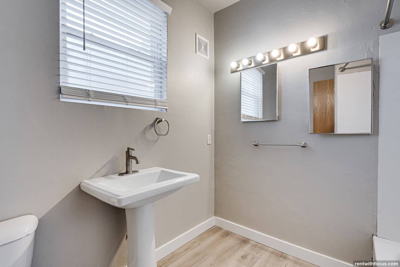 undefined apartments for rent - image - large (12).jpg