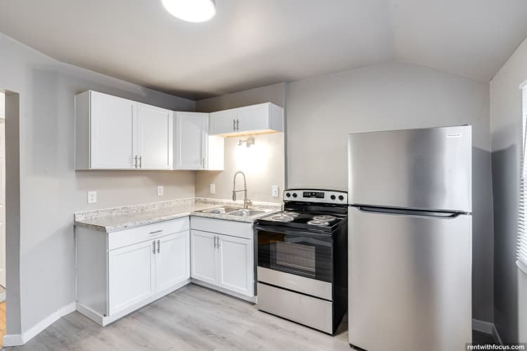 undefined apartments for rent - image - large (21).jpg