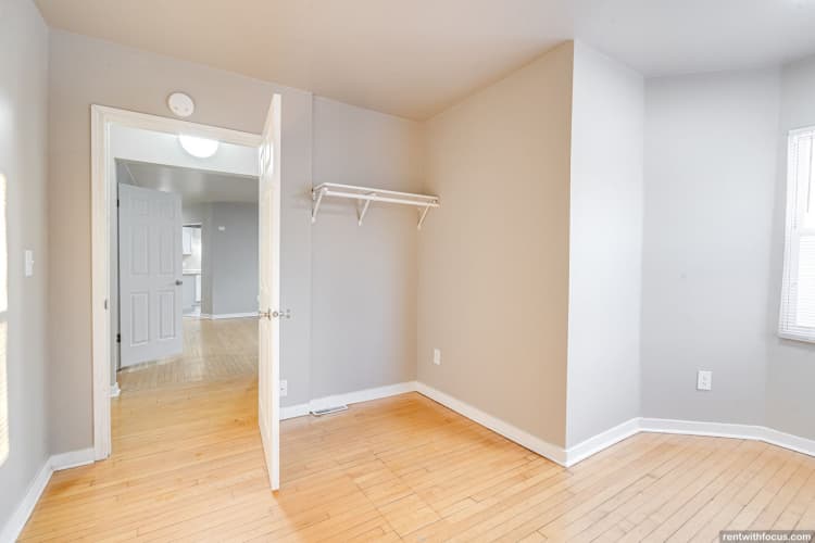 undefined apartments for rent - image - large (32).jpg