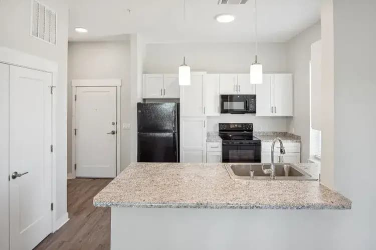 Green Bay apartments for rent - image - imgi_100_DSC_7601Blitz.webp