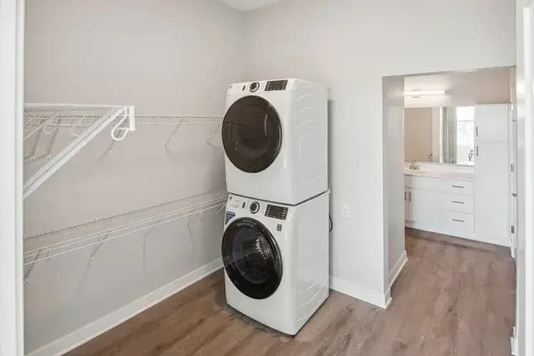 Green Bay apartments for rent - image - imgi_125_DSC_7561Blitz.webp