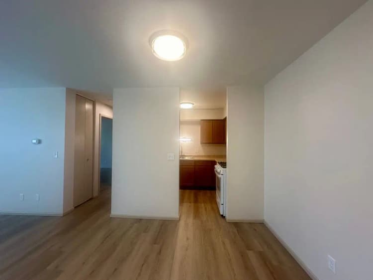 Green Bay apartments for rent - image - large (1).jpeg