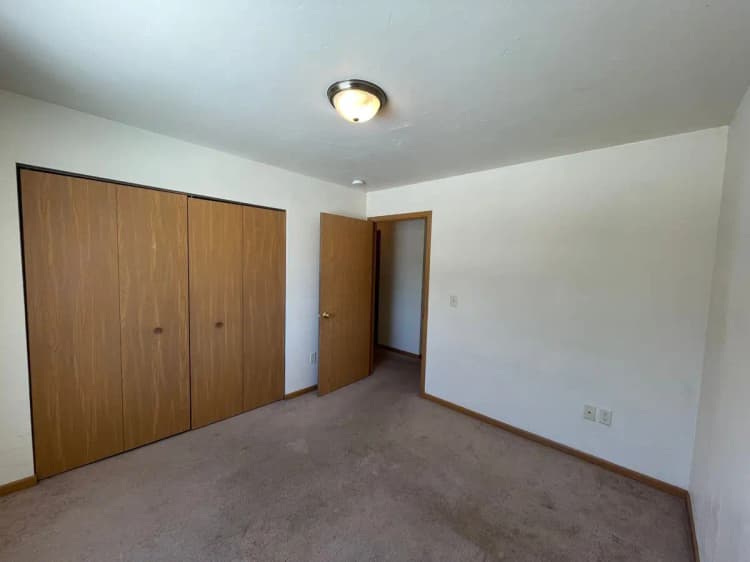 Green Bay apartments for rent - image - large (18).jpeg