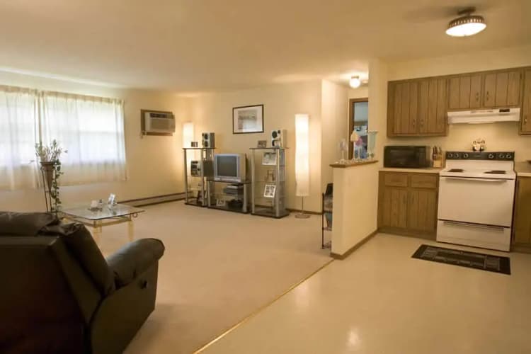 Green Bay apartments for rent - image - Apartment-1004-8-Kitchen-scaled-1.jpg