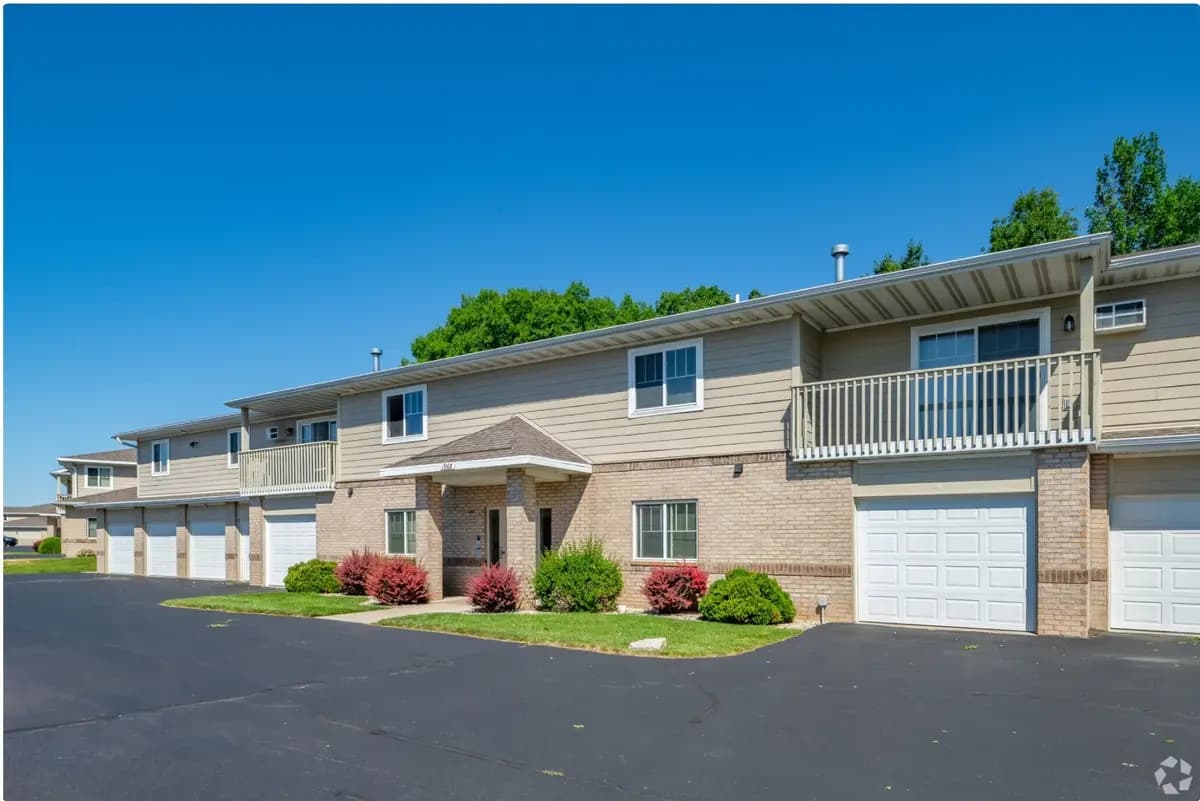 Green Bay apartments for rent - image - 10unit.jpg