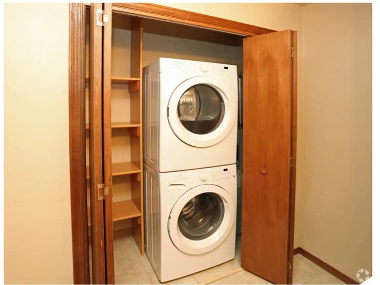 Green Bay apartments for rent - image - laundry08122104352616293.jpg