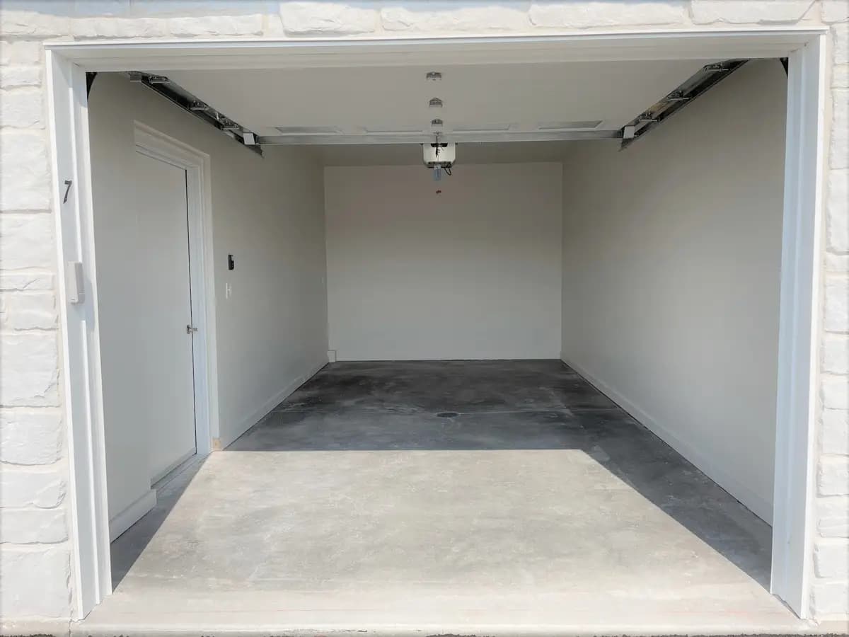 Green Bay apartments for rent - Property image - Sand Lake Apartments - 3