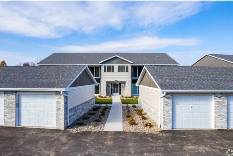 Green Bay apartments for rent - image - TS exterior211112112351604293.jpg