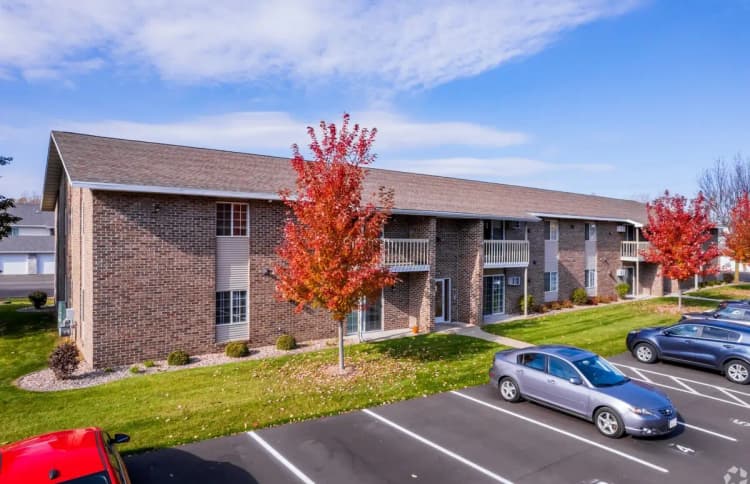 Green Bay apartments for rent - image - TSoutside11112112351423693.jpg