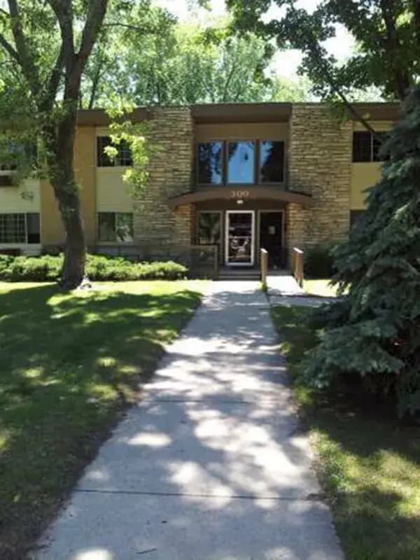 Green Bay apartments for rent - Property image - Nicolet Apartment Homes - 1