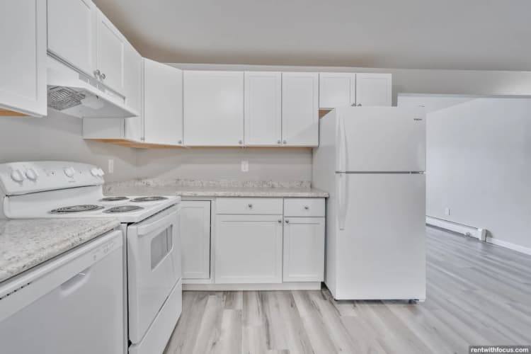Green Bay apartments for rent - image - 1679099805207-774599388-1920w.webp