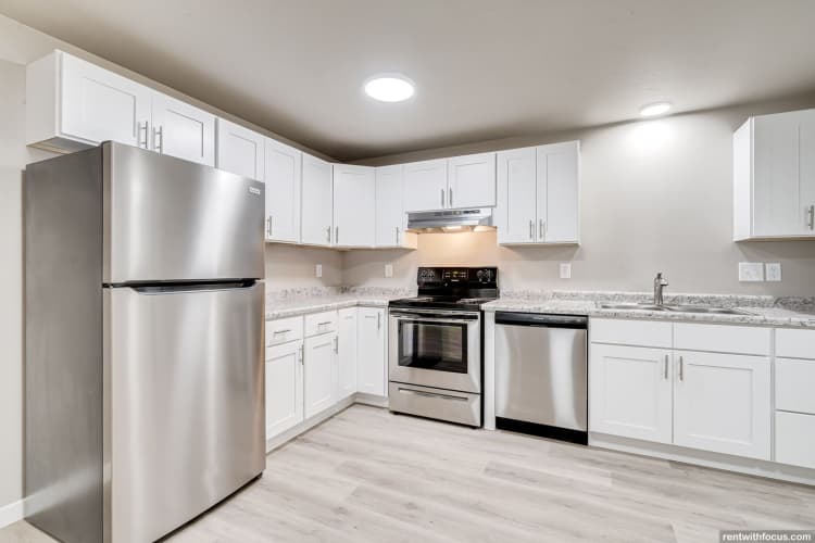 Green Bay apartments for rent - image - large (78).jpg