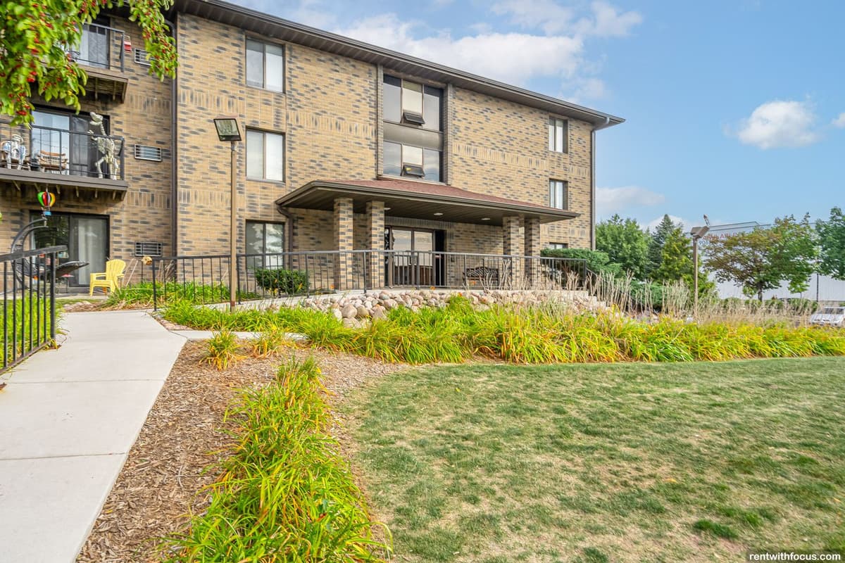 Green Bay apartments for rent - Property image - The Edge - 3