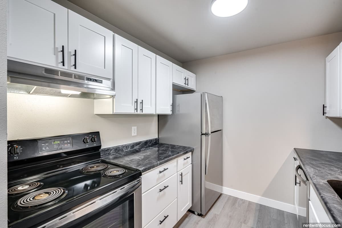 Green Bay apartments for rent - image - large.jpg