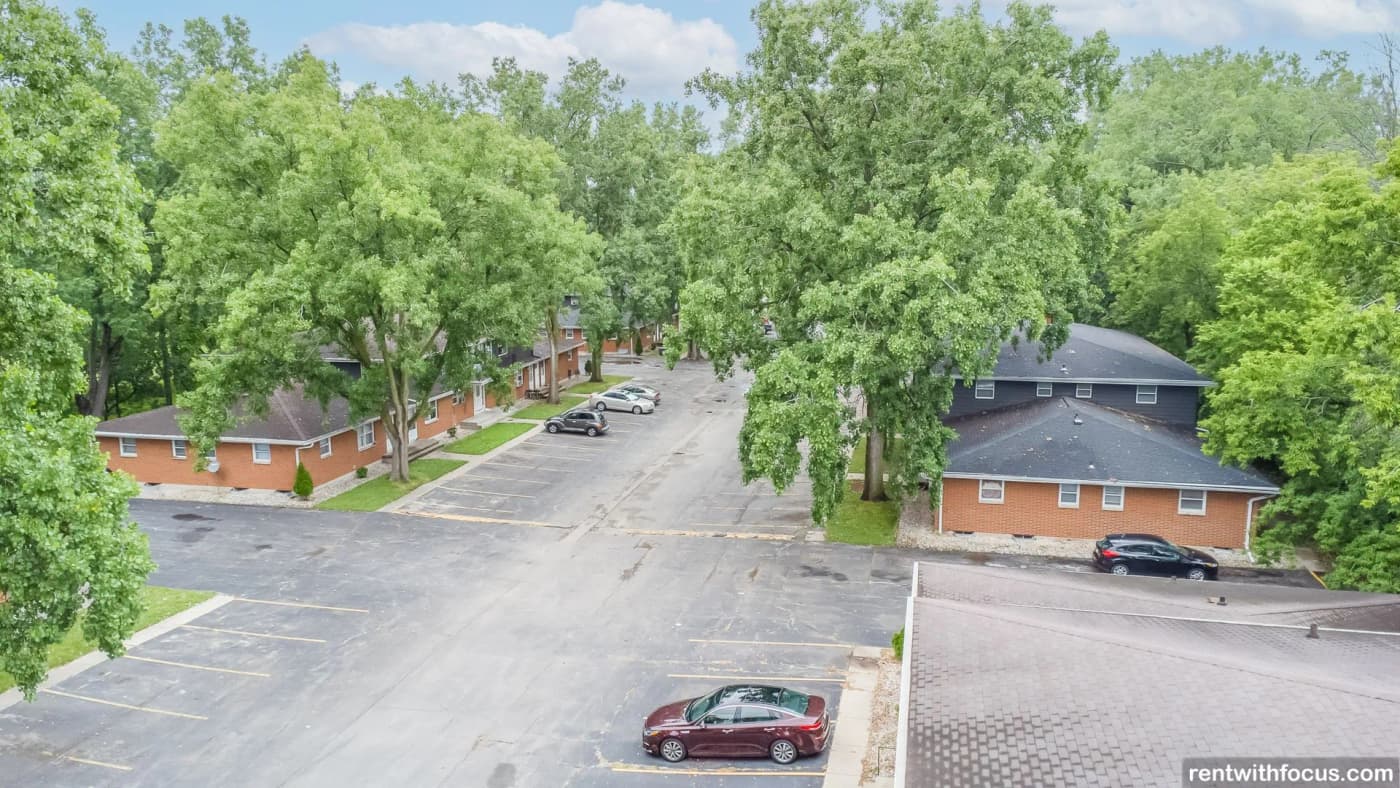 Green Bay apartments for rent - Property image - Parkview Ridge - 2
