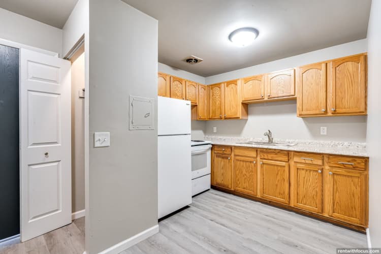 Green Bay apartments for rent - image - large (46).jpg