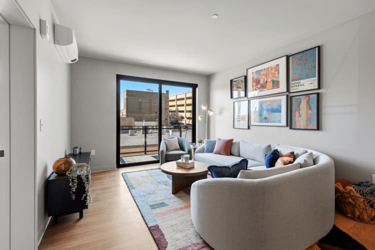 Green Bay apartments for rent - image - Polaris Living Space