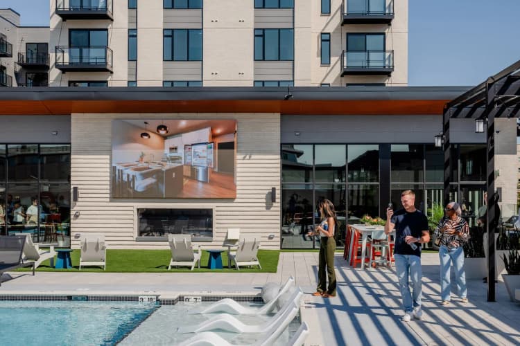 Green Bay apartments for rent - image - Pool Deck Hangs